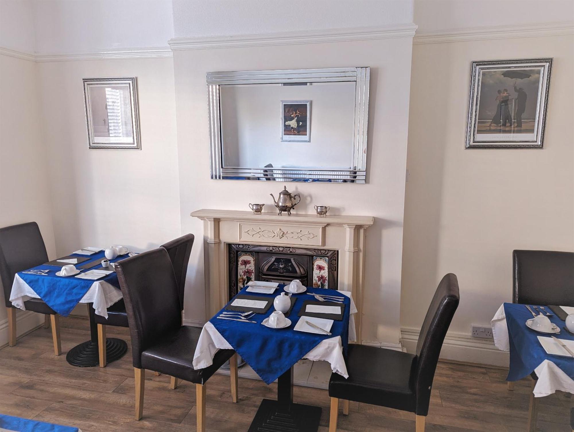 The Senarth Bed and Breakfast Llandudno Exteriör bild