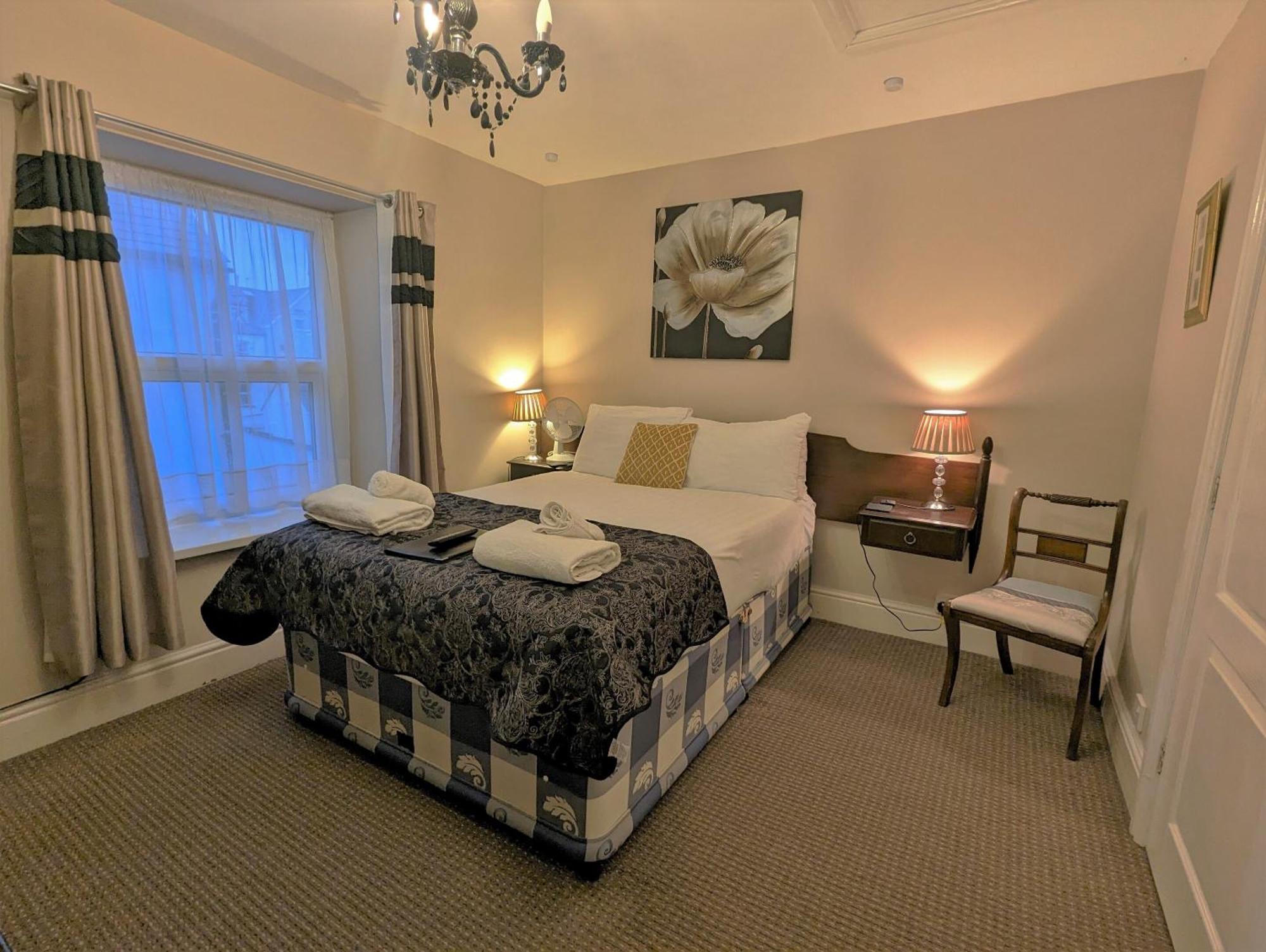 The Senarth Bed and Breakfast Llandudno Exteriör bild