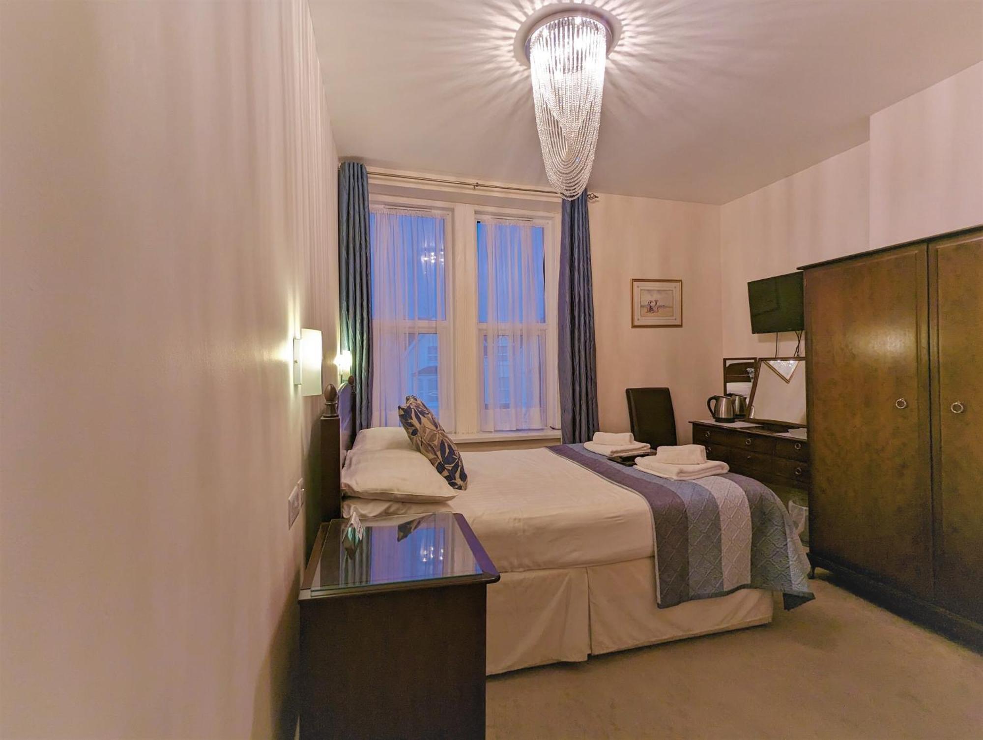 The Senarth Bed and Breakfast Llandudno Exteriör bild