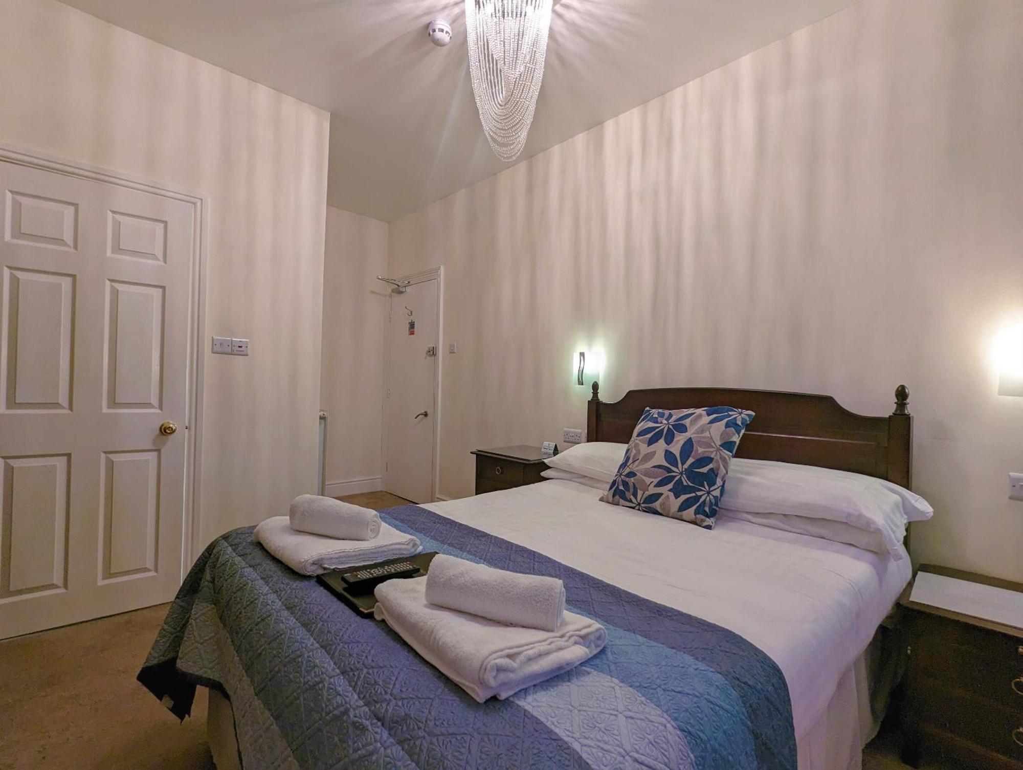 The Senarth Bed and Breakfast Llandudno Exteriör bild