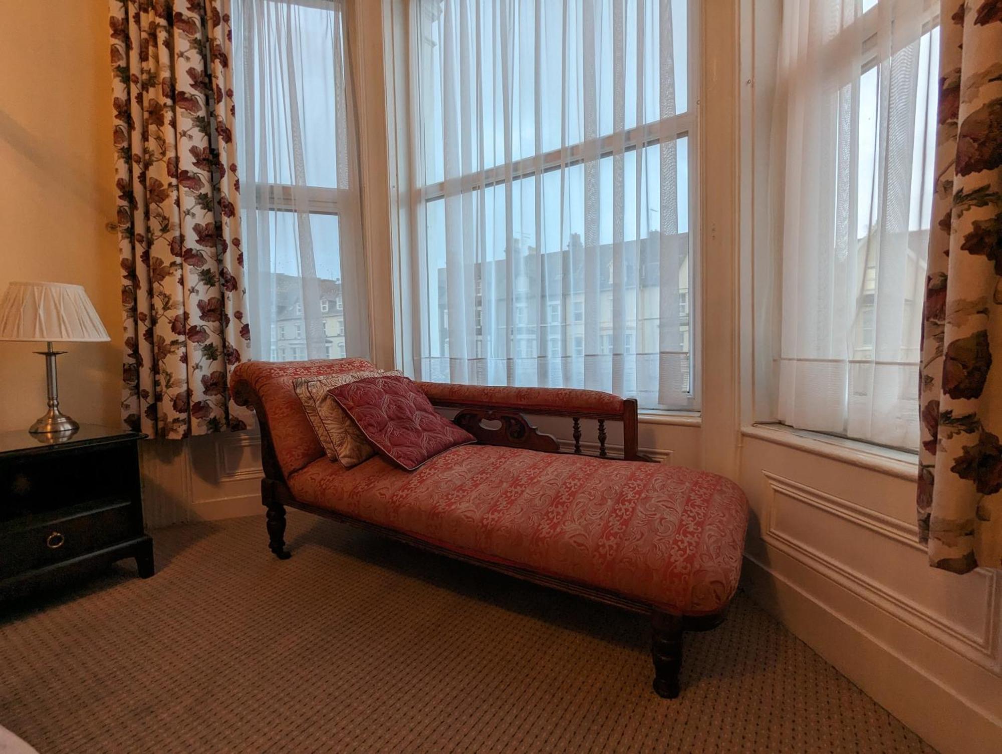 The Senarth Bed and Breakfast Llandudno Exteriör bild