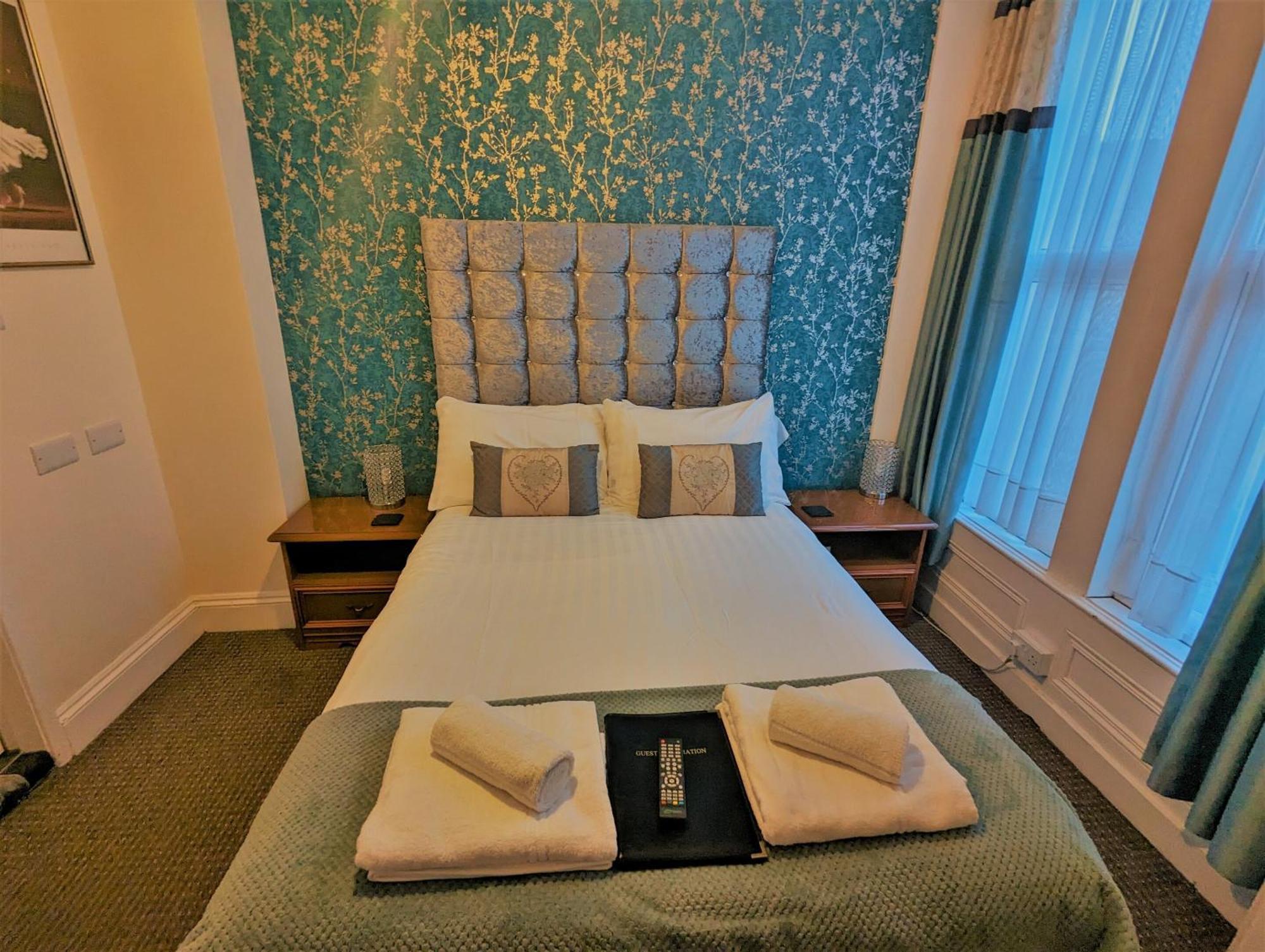 The Senarth Bed and Breakfast Llandudno Exteriör bild